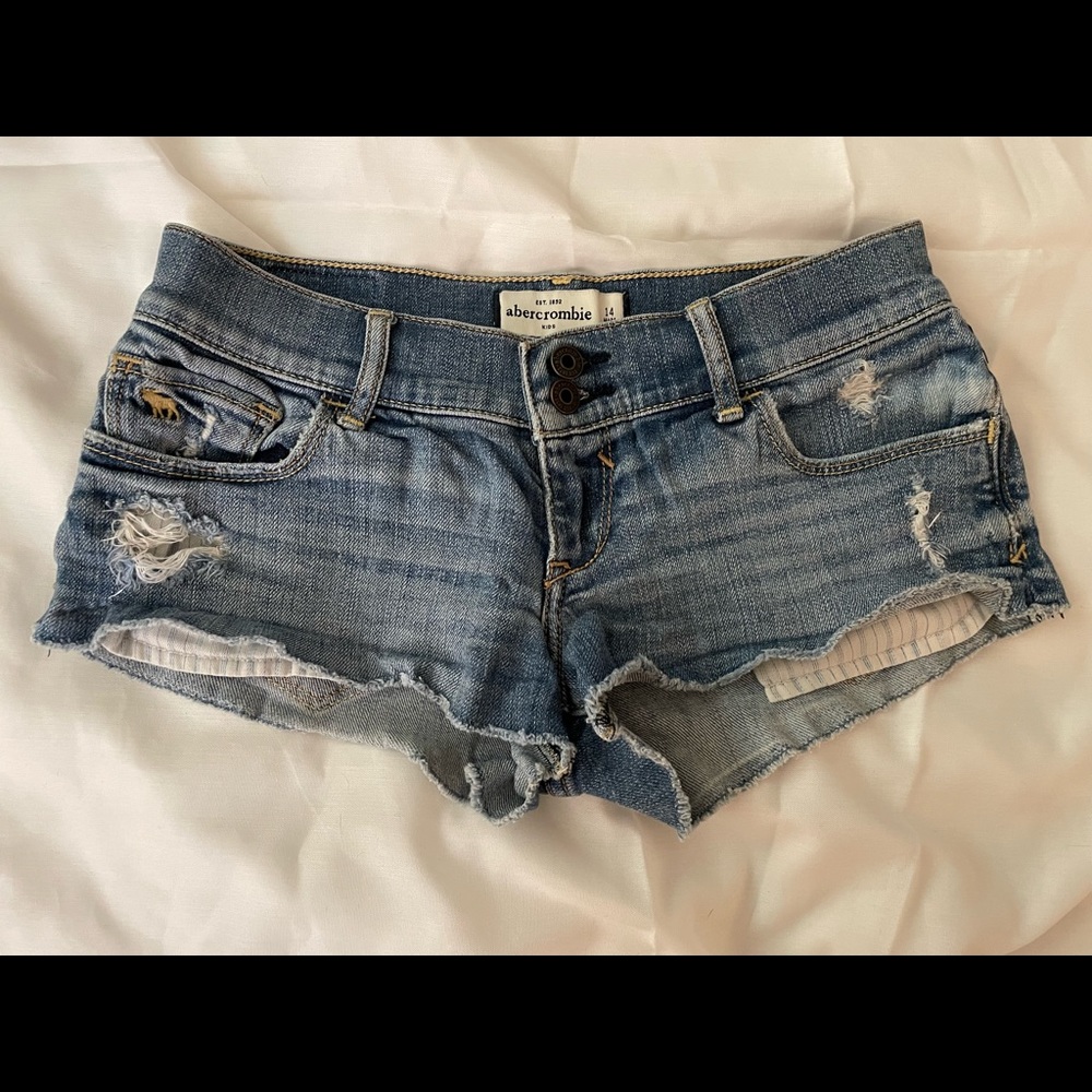 Abercrombie girls denim shorts, size 14